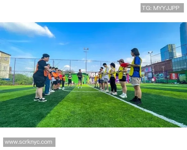 广州飞盘队在世界街舞大赛中的团队协作表现精彩纷呈引发热议 广州飞盘队在世界街舞大赛中的团队协作表现精彩纷呈引发热议