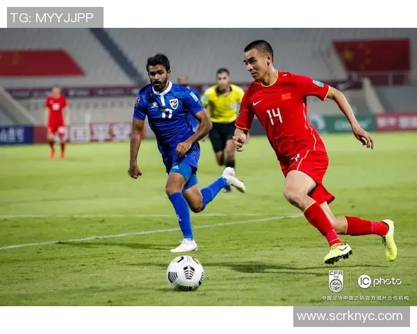 中国对阵马尔代夫足球赛实况直播精彩瞬间回顾与分析
