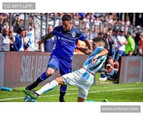 博卡青年迎战拉普大学争夺南美足球赛场的荣耀与胜利